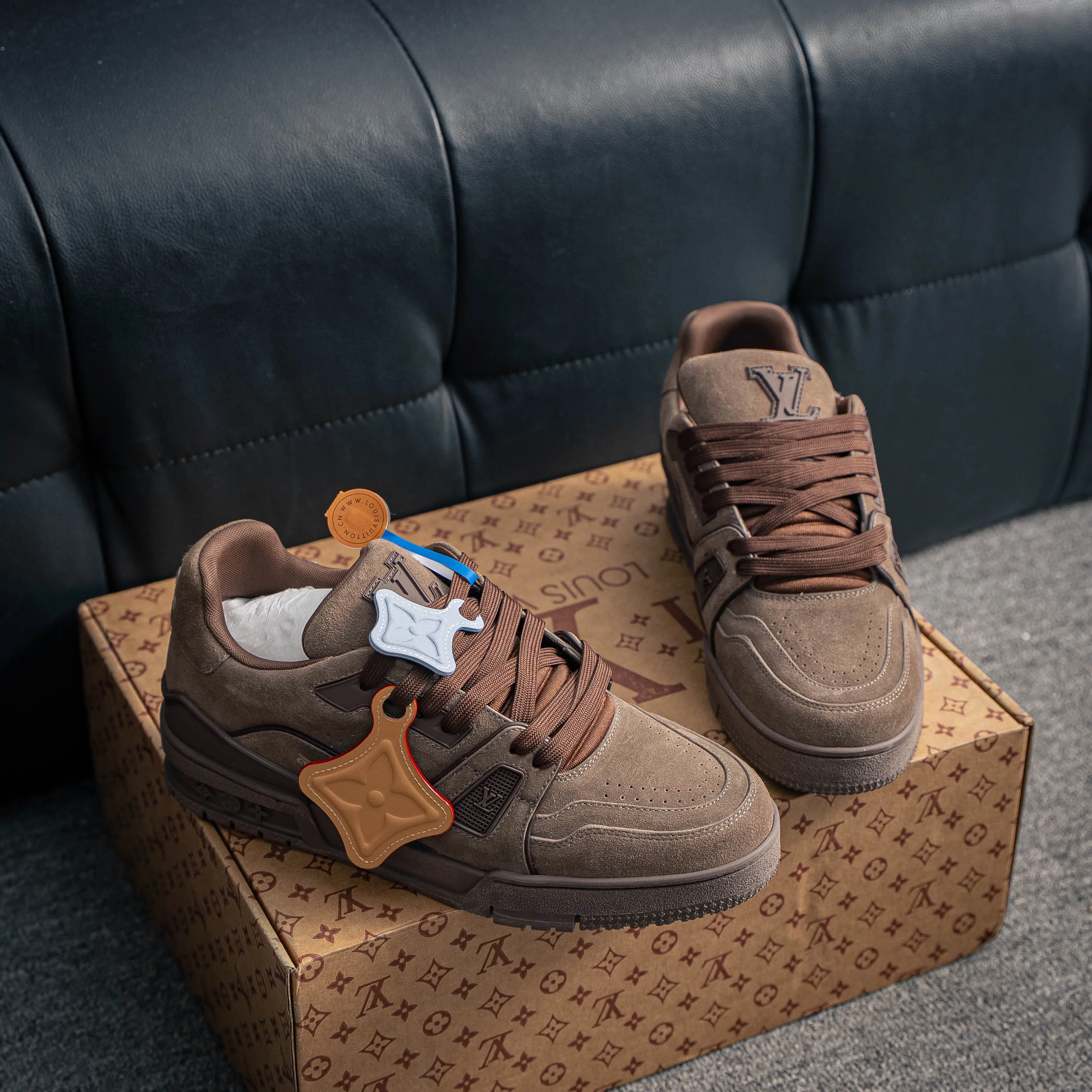 LV Trainer Series Sneakers New Arrival ZP Shoes NFC 1:1 、 、